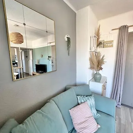 Manon - Nid Douillet Avec Balcon A 50m De La De